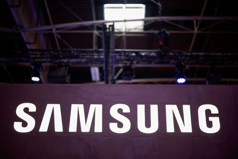 Samsung warns of slow AI chip sales in Q1, hurt by US restrictions on China Samsung warns of slow AI chip sales in Q1, hurt by US restrictions on China
