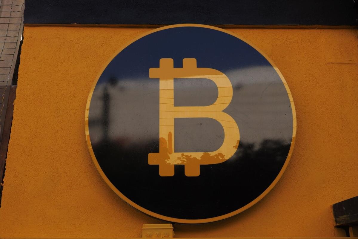 Bitcoin approaches 0,000 again amid risk rally renewal Bitcoin approaches 0,000 again amid risk rally renewal