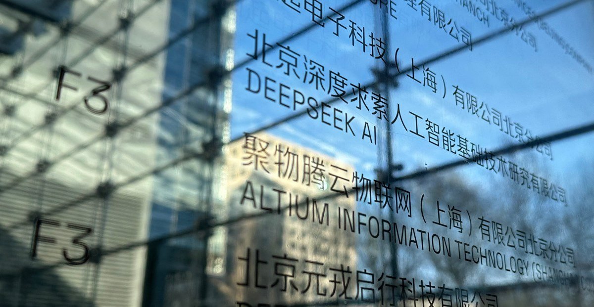 The Chinese AI startup DeepSeek is beating companies like OpenAI on users The Chinese AI startup DeepSeek is beating companies like OpenAI on users