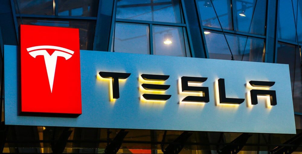 Tesla Revalues Bitcoin Holdings Under New Accounting Rules, Reports 0M Gain in Q4 Tesla Revalues Bitcoin Holdings Under New Accounting Rules, Reports 0M Gain in Q4