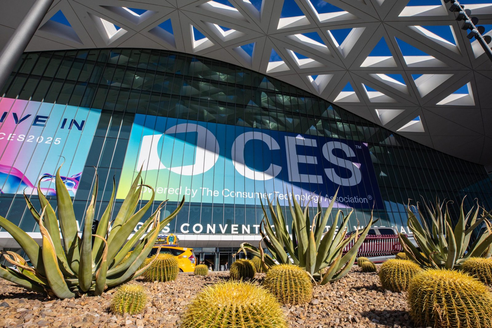 CES 2025: Robots and AI Want to Be Everywhere You Are