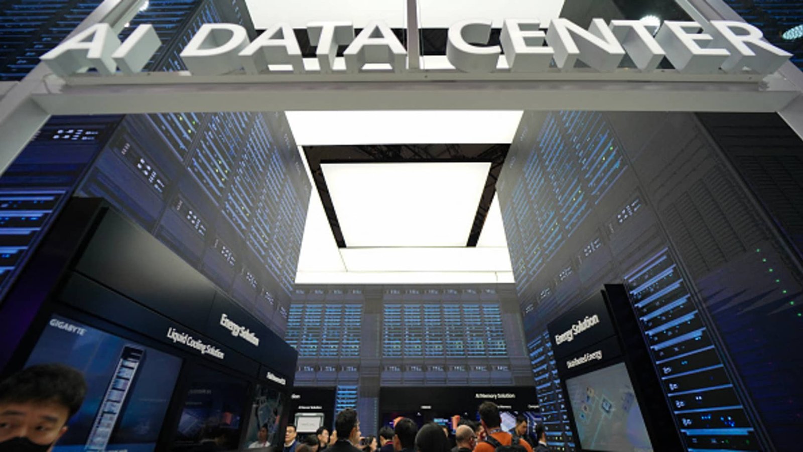 Telcos race to transition from ‘dumb pipes’ to AI-enabled tech players Telcos race to transition from ‘dumb pipes’ to AI-enabled tech players