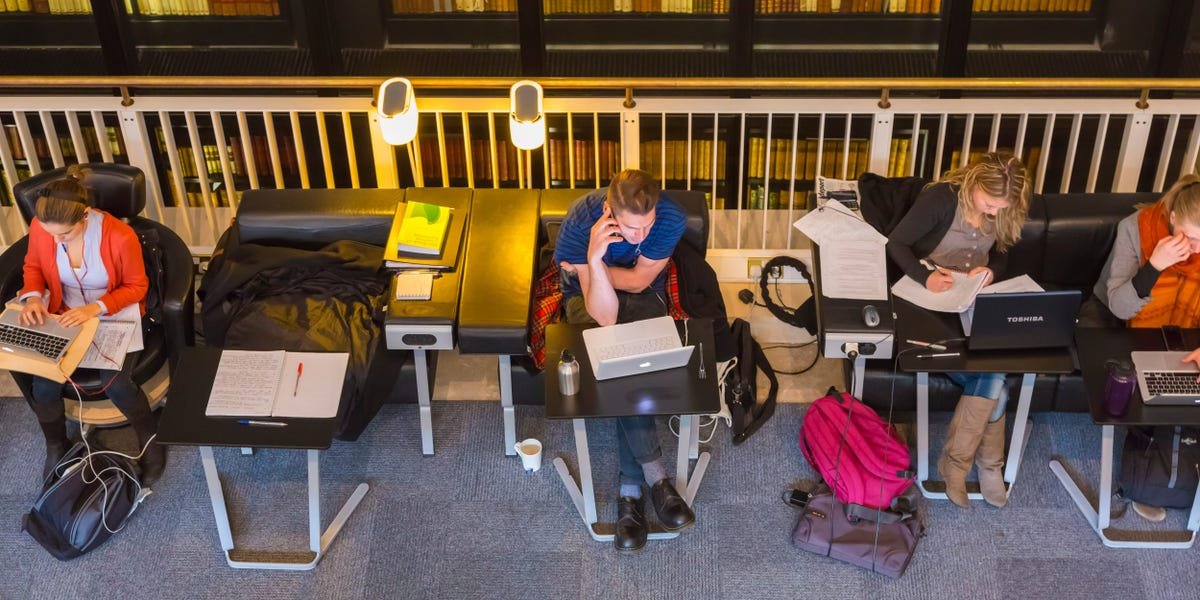 Turnitin Does a U-Turn on AI for Students With Its New Writing Tool Turnitin Does a U-Turn on AI for Students With Its New Writing Tool