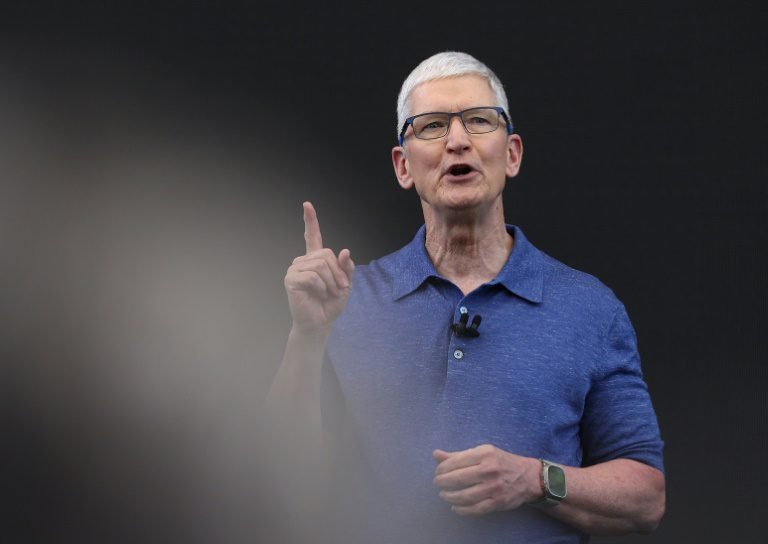 Apple’s AI strategy faces doubts Apple’s AI strategy faces doubts