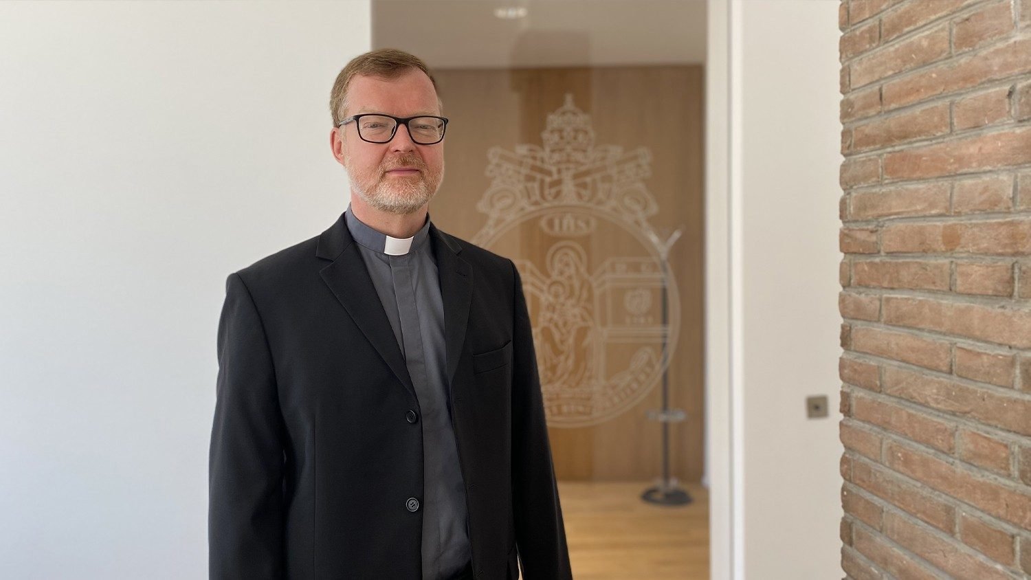Safeguarding expert Fr Zollner: AI offers risks and opportunities for child safety Safeguarding expert Fr Zollner: AI offers risks and opportunities for child safety