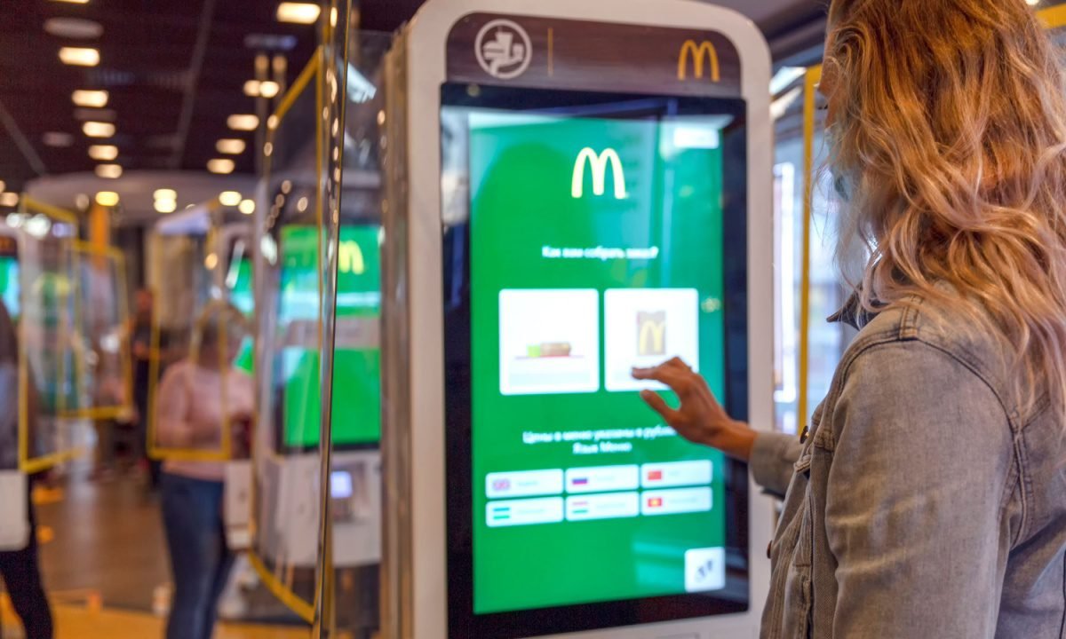 Fast Food Chains Step Up AI Adoption Despite Early Missteps Fast Food Chains Step Up AI Adoption Despite Early Missteps