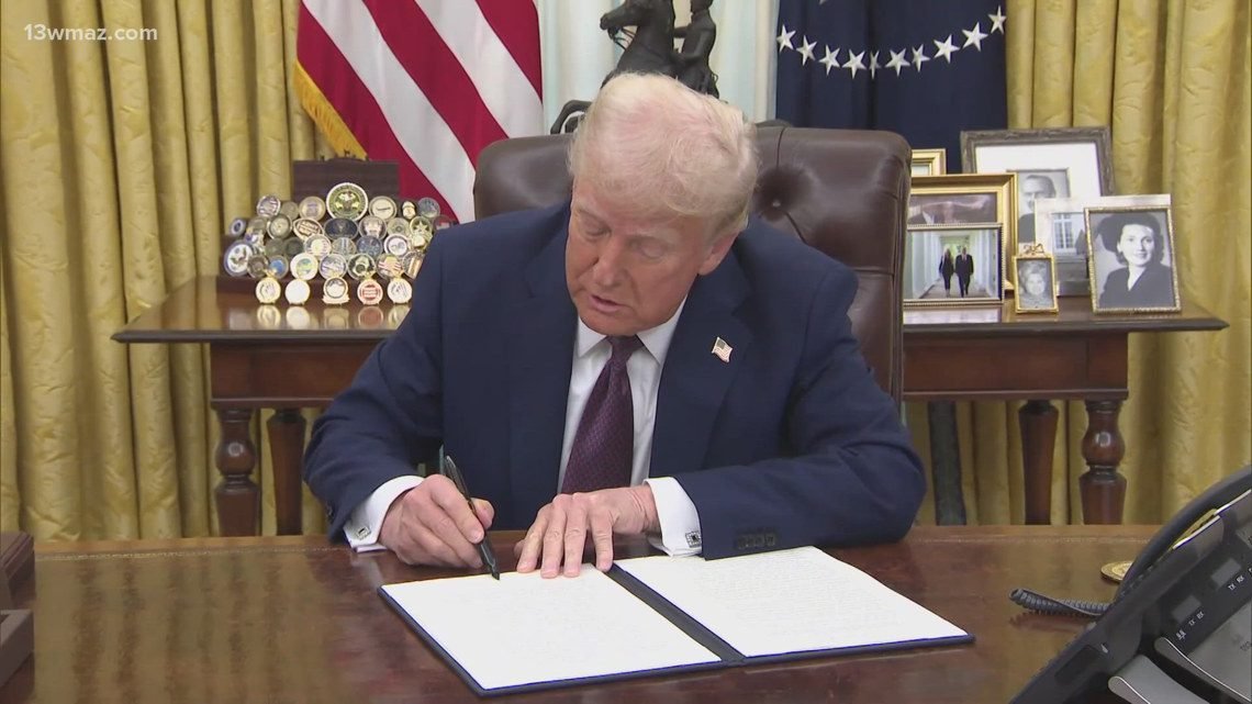 Trump signs order to boost AI education in US schools Trump signs order to boost AI education in US schools