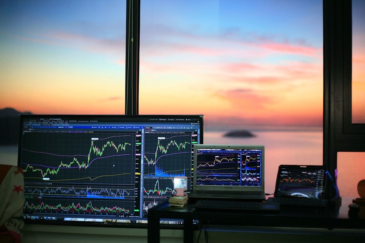 S&P 500 More Volatile Than Bitcoin as U.S. Assets Lose Investor Favor S&P 500 More Volatile Than Bitcoin as U.S. Assets Lose Investor Favor