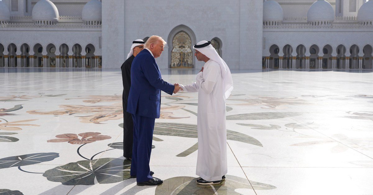 Trump’s AI deals in the Middle East have security experts sweating Trump’s AI deals in the Middle East have security experts sweating