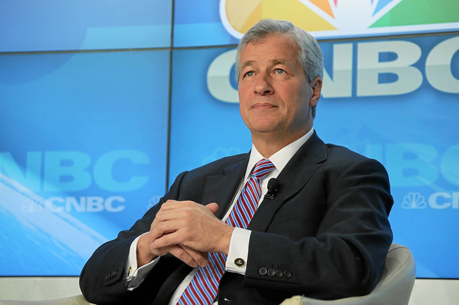JPMorgan CEO Says He Will Allow Clients to Buy Bitcoin JPMorgan CEO Says He Will Allow Clients to Buy Bitcoin