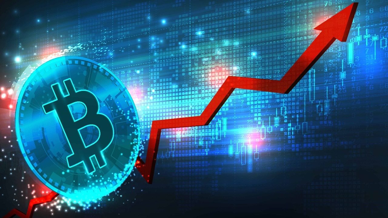 Bitcoin soars past 0,000 again on positive US-UK trade signals Bitcoin soars past 0,000 again on positive US-UK trade signals