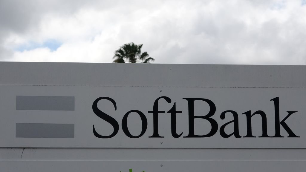 SoftBank reportedly looking to launch a trillion-dollar AI and robotics industrial complex SoftBank reportedly looking to launch a trillion-dollar AI and robotics industrial complex