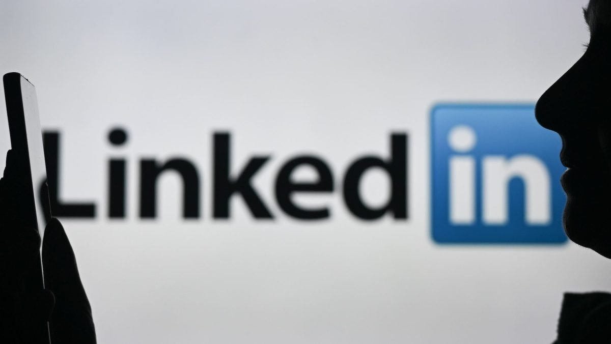 LinkedIn CEO says AI writing assistant is not as popular as expected LinkedIn CEO says AI writing assistant is not as popular as expected