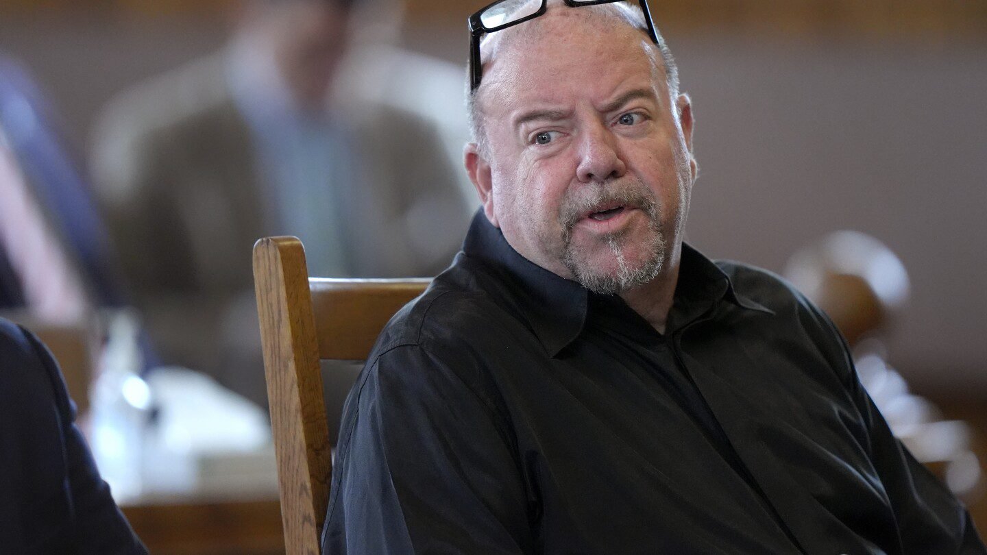 Steve Kramer, who sent AI robocalls mimicking Biden, goes on trial Steve Kramer, who sent AI robocalls mimicking Biden, goes on trial