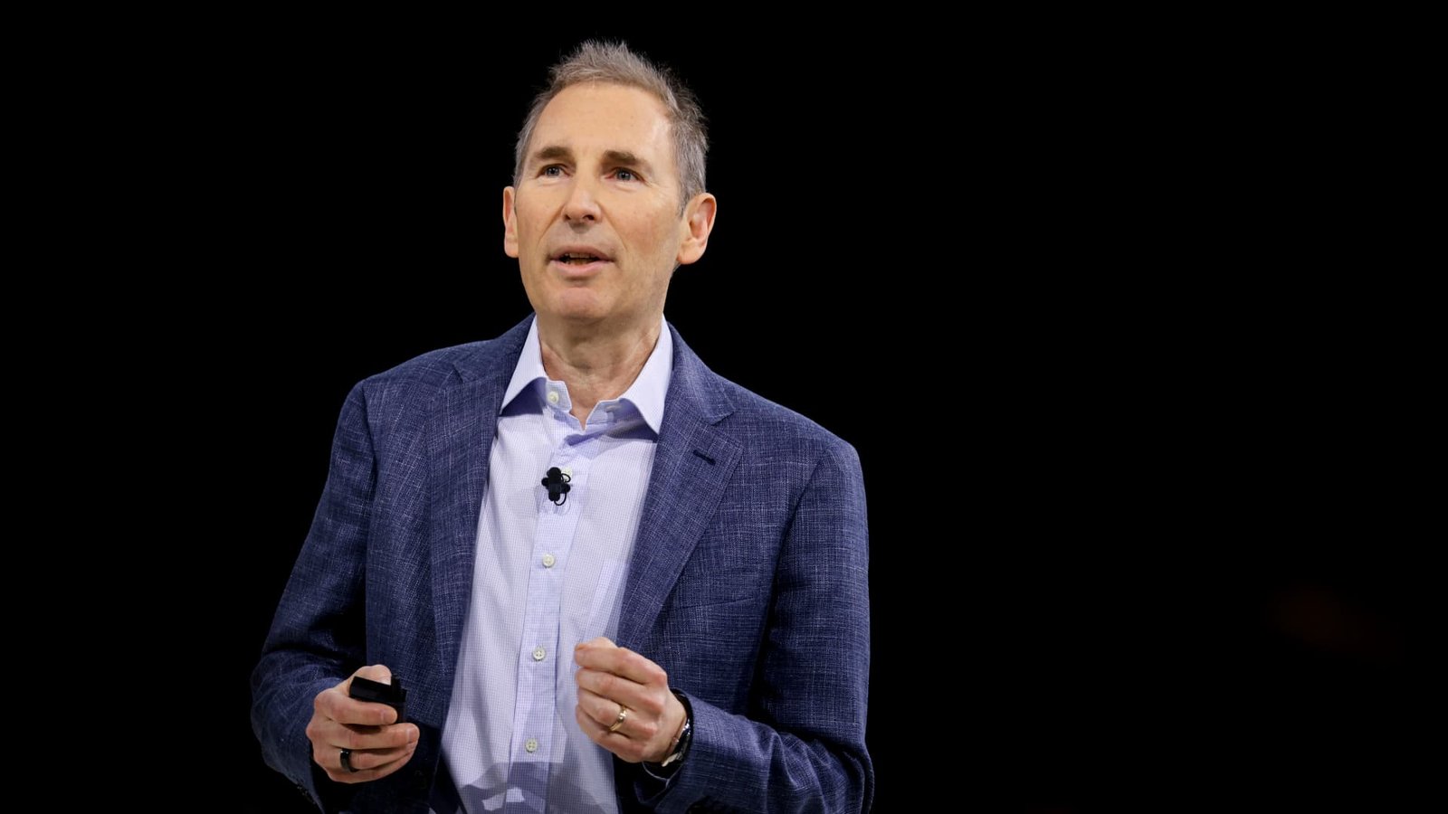 Amazon CEO says AI will mean ‘fewer people’ do jobs that get automated Amazon CEO says AI will mean ‘fewer people’ do jobs that get automated