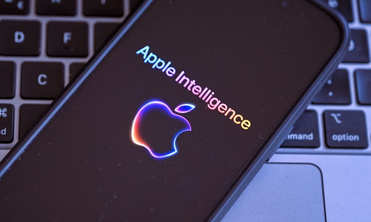 Investors Grow Impatient With Apple’s AI Efforts Investors Grow Impatient With Apple’s AI Efforts