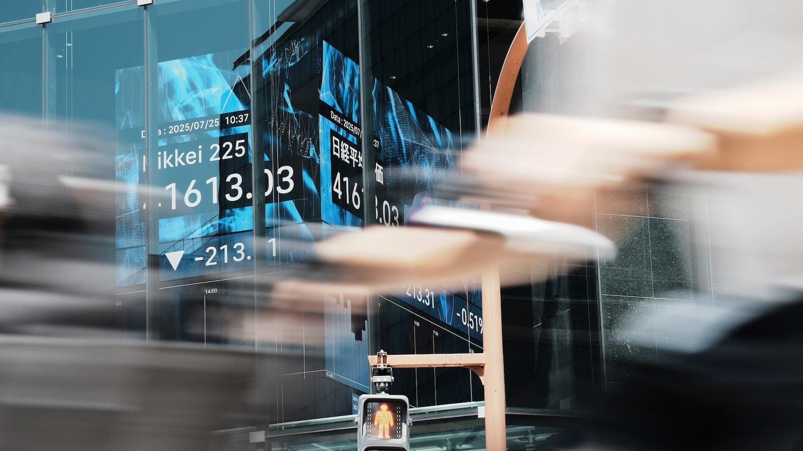 Asian shares retreat after Alphabet and AI stocks nudge Wall Street to more records Asian shares retreat after Alphabet and AI stocks nudge Wall Street to more records