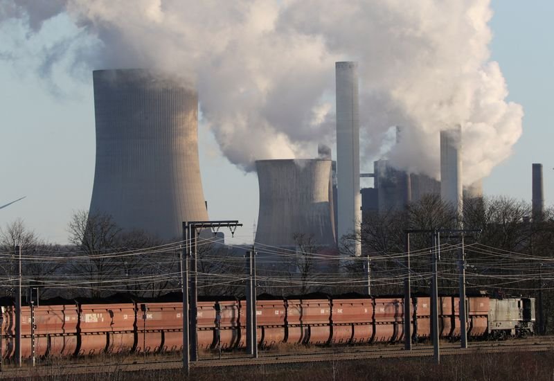 Analysis-Europe’s old power plants to get digital makeover driven by AI boom Analysis-Europe’s old power plants to get digital makeover driven by AI boom