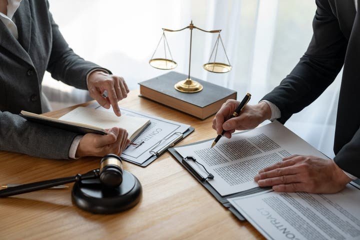 Why Human Financial Advisors Still Matter in 2025 Why Human Financial Advisors Still Matter in 2025