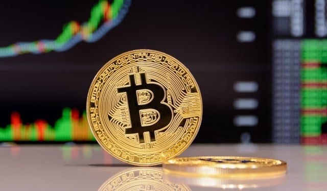 Accumulating bitcoin a risky digital rush by companies? Accumulating bitcoin a risky digital rush by companies?