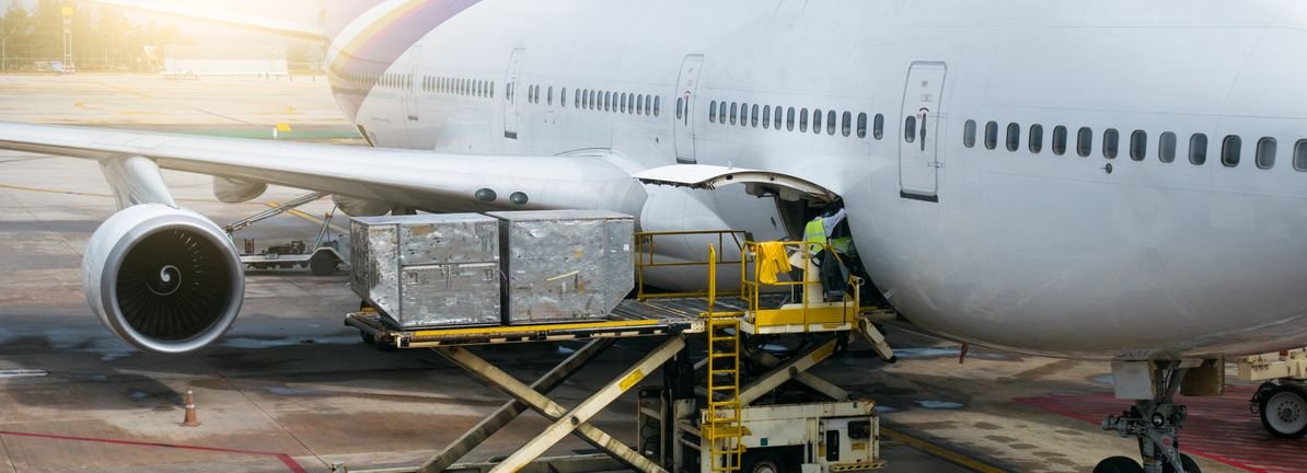 Should C.H. Robinson’s (CHRW) New AI Logistics Platform Change Investors’ Views on Its Trade Lane Strategy?