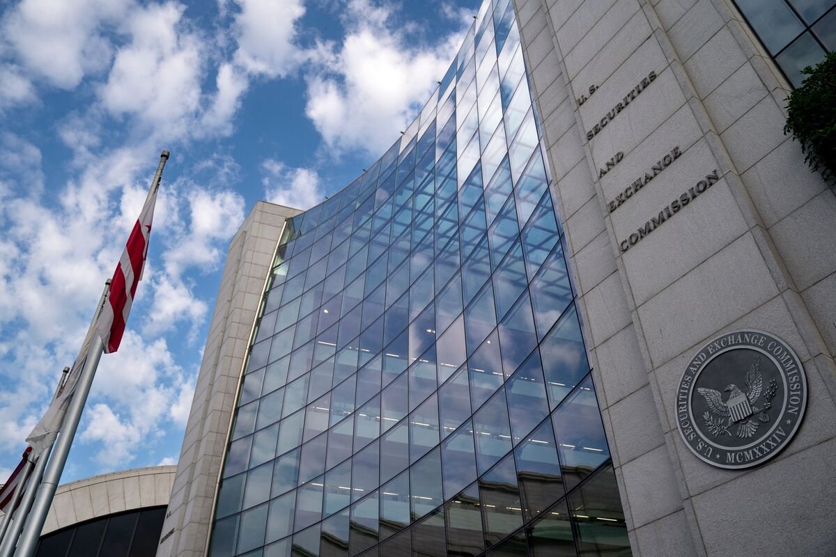 SEC Approves Faster Way for Exchanges to List Bitcoin, Gold ETPs SEC Approves Faster Way for Exchanges to List Bitcoin, Gold ETPs
