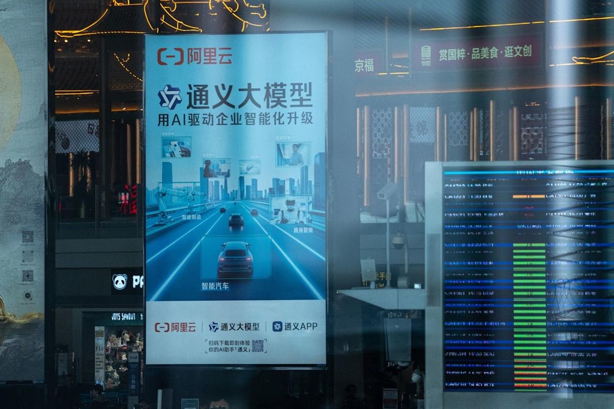Emerging Stocks Rally as Alibaba Surges on AI Revenue Emerging Stocks Rally as Alibaba Surges on AI Revenue