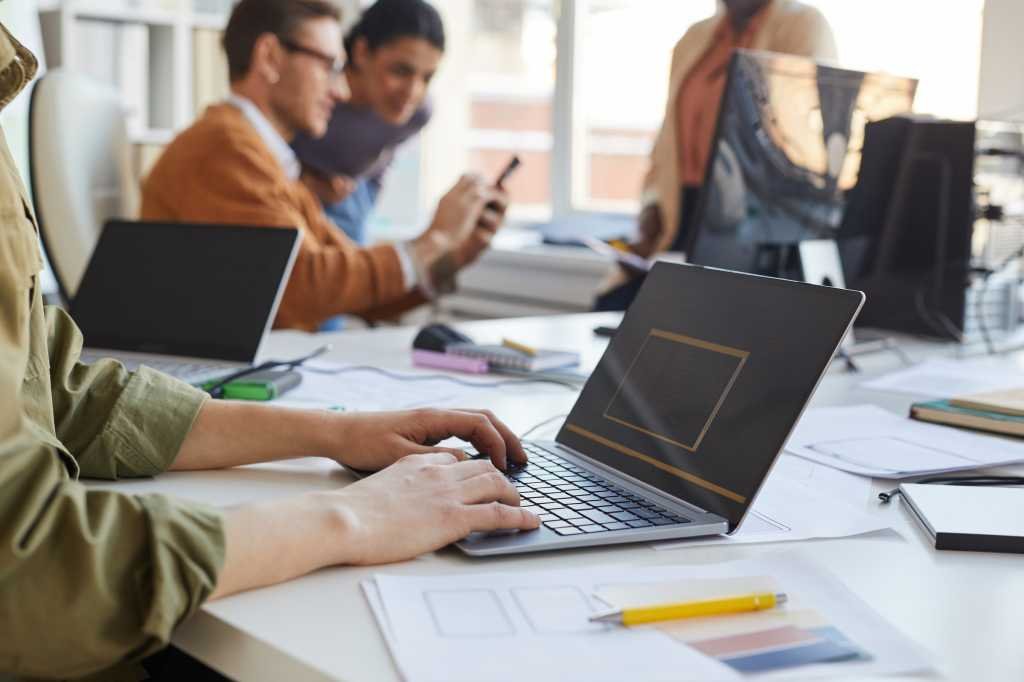 The CISO’s guide to rolling out generative AI at scale The CISO’s guide to rolling out generative AI at scale