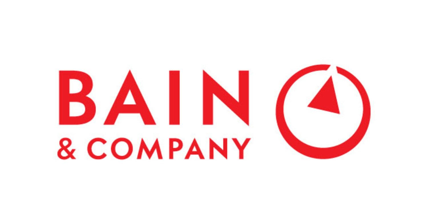 The store strikes back as a connected, AI-powered space–Bain & Company and VusionGroup The store strikes back as a connected, AI-powered space–Bain & Company and VusionGroup