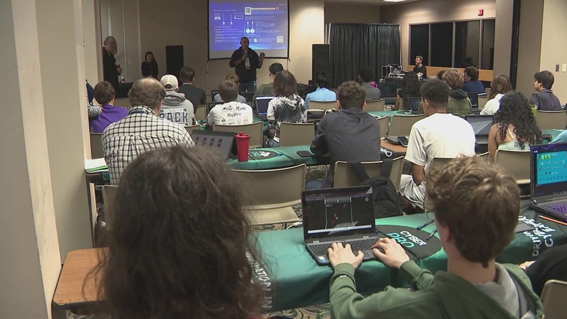 Kids dive into ethical hacking and AI at annual CornCon youth camp