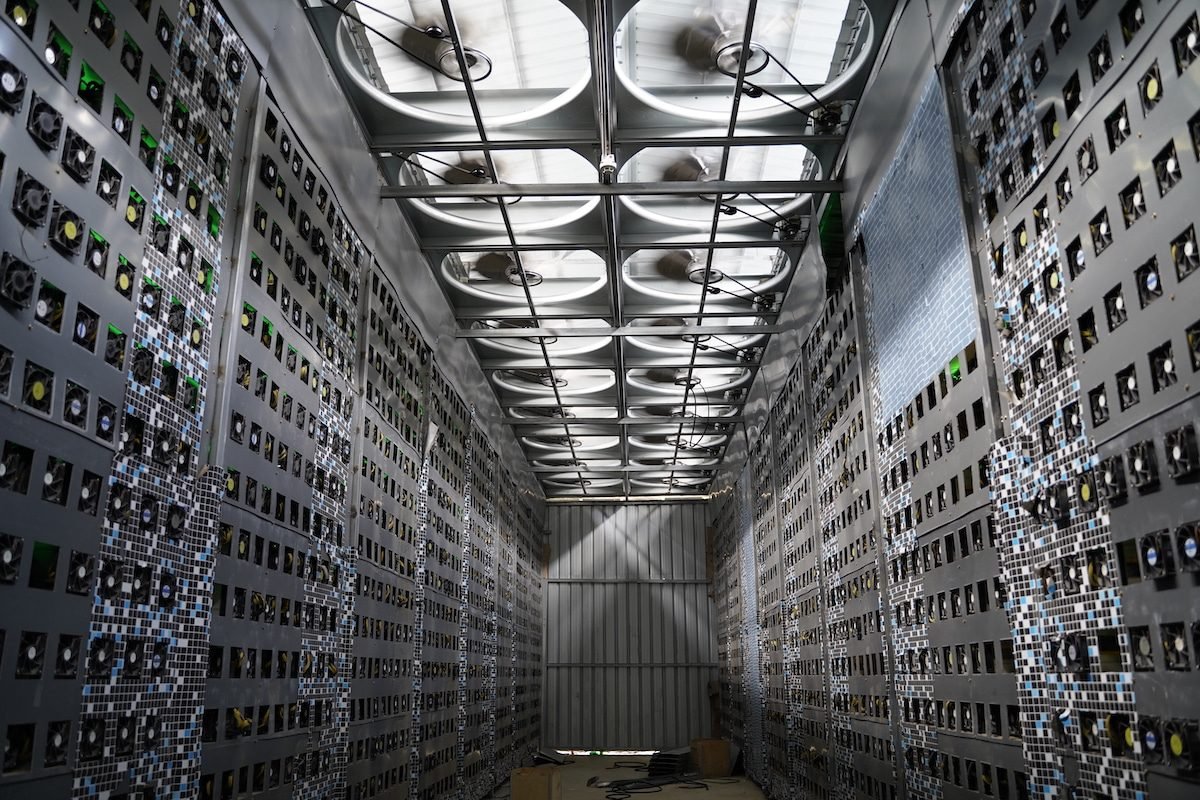 Can the U.S. Break Asia’s Bitcoin Mining Hardware Grip? Can the U.S. Break Asia’s Bitcoin Mining Hardware Grip?