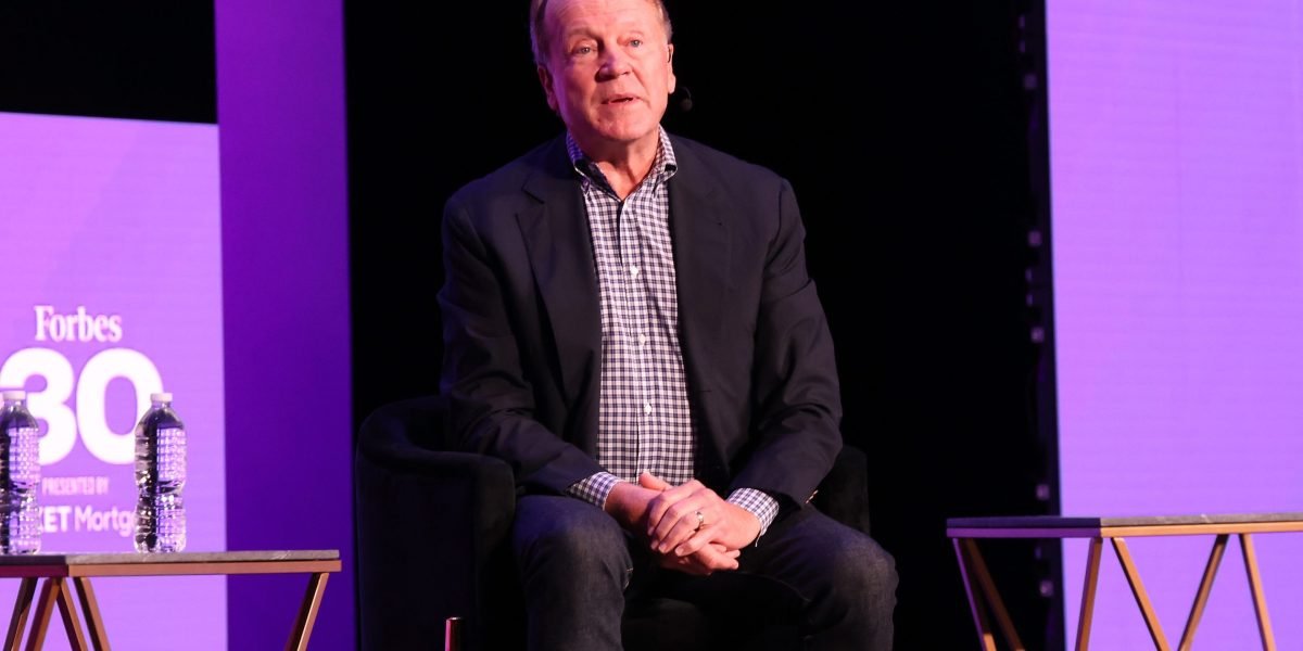 Former Cisco CEO John Chambers navigated the dot-com crash—now he sees the same red flags with AI Former Cisco CEO John Chambers navigated the dot-com crash—now he sees the same red flags with AI
