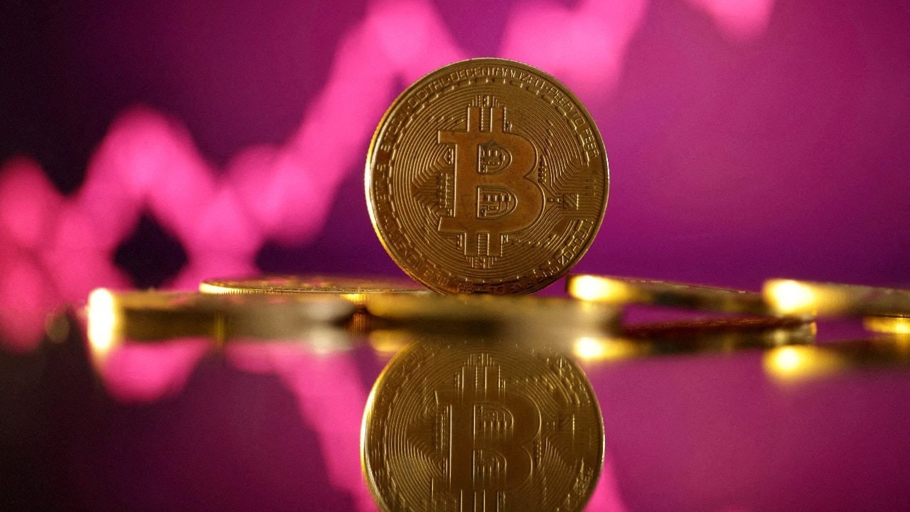 Bitcoin stuck around 8K. What’s behind the pause in the crypto rally? Bitcoin stuck around 8K. What’s behind the pause in the crypto rally?