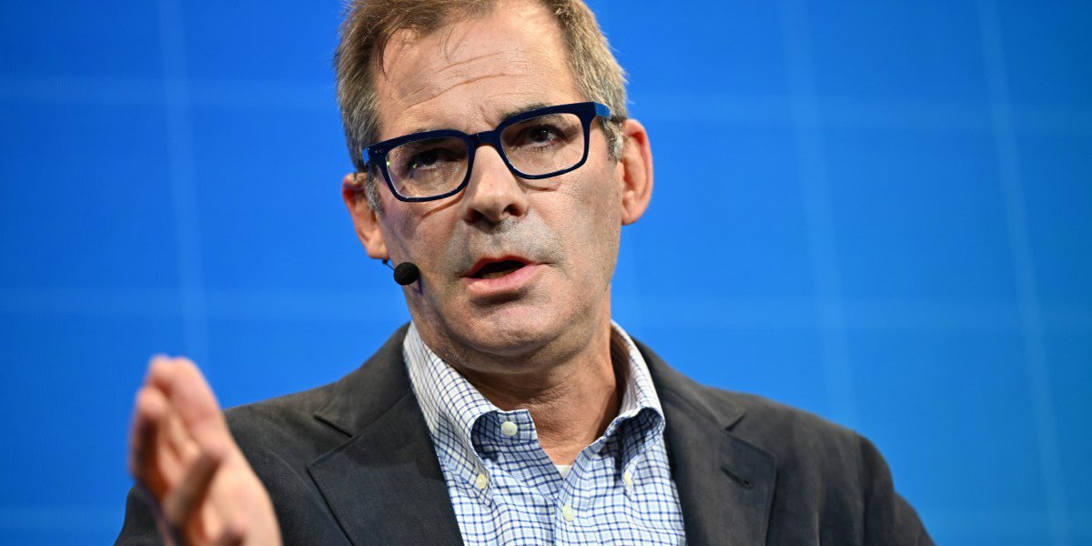 CoreWeave earnings: Data-center operator posts  billion in contracted future revenue, but revenue guidance drops amid bubble fears