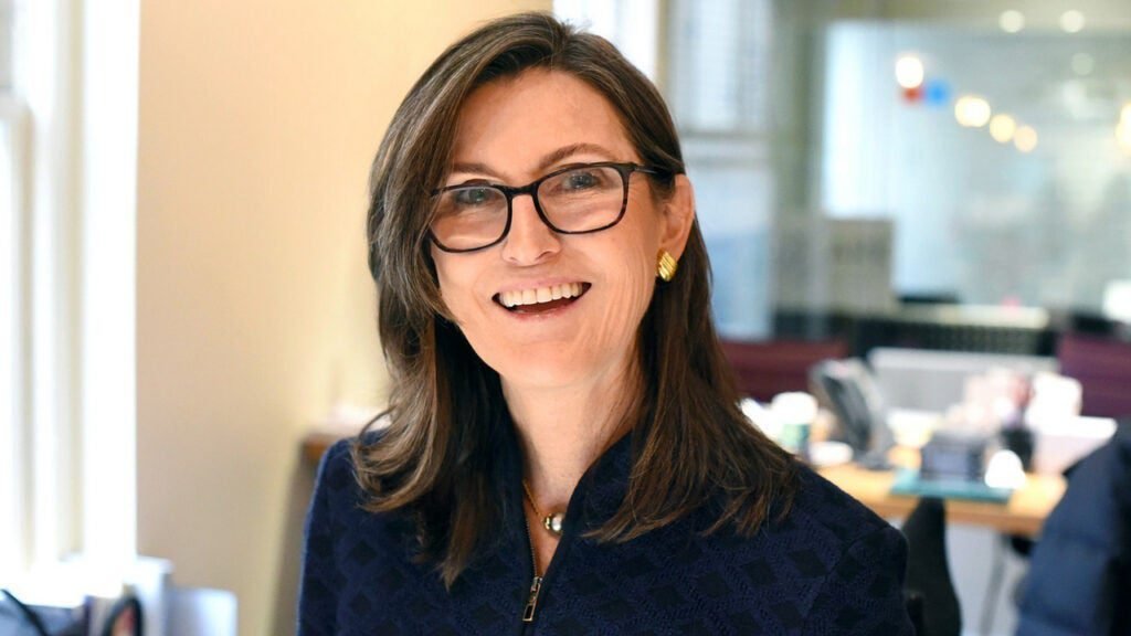 Cathie Wood Confirms  Million Bitcoin Price Target Despite Market Volatility