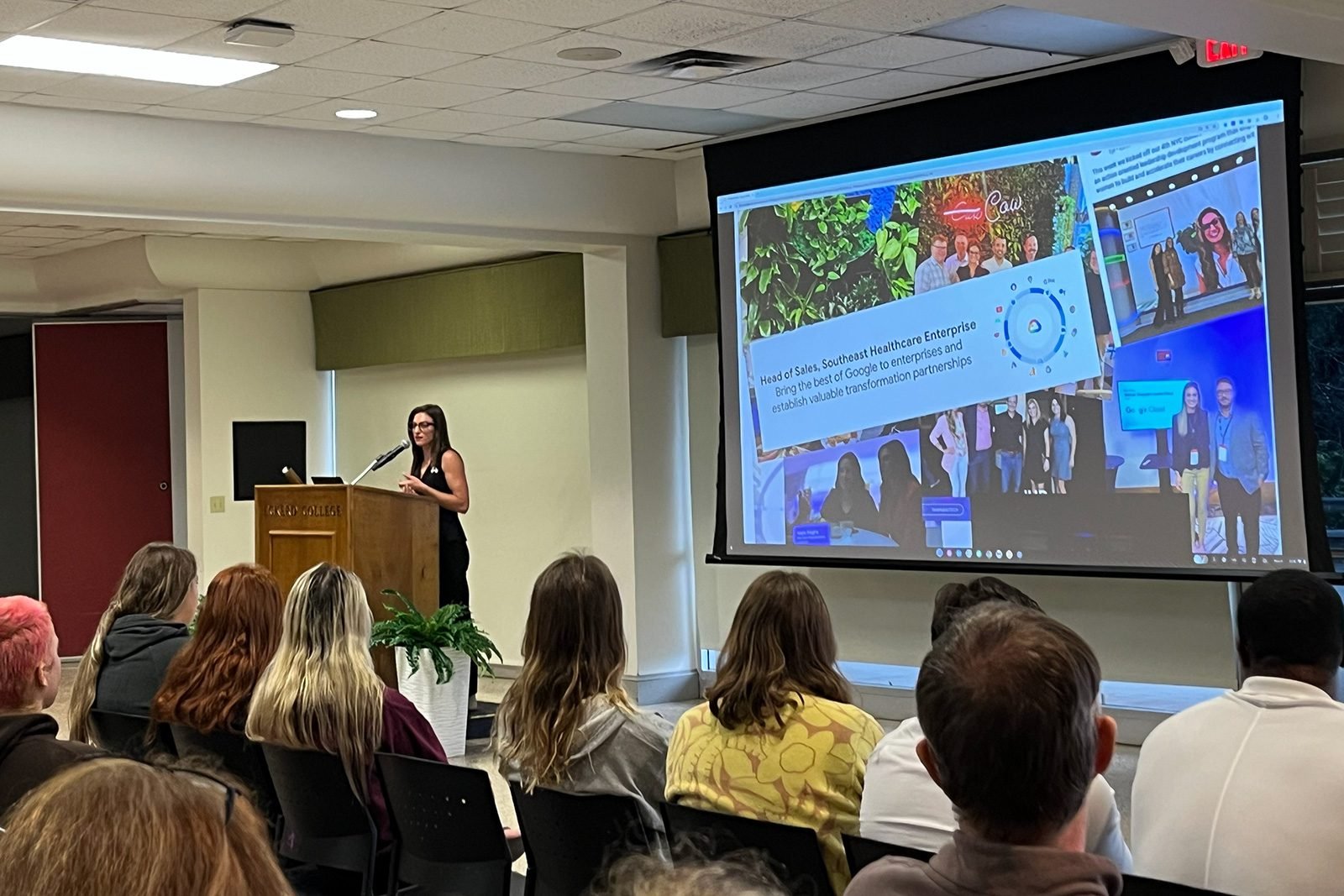 Eckerd College community members learn about AI from Google global enterprise client executive – News