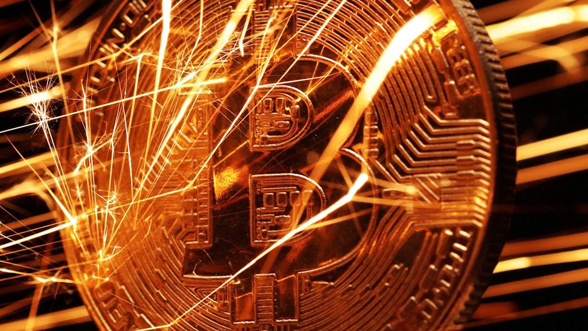 Bitcoin rebounds, Bank of Japan weighs hike, Sam Altman’s ‘code red’