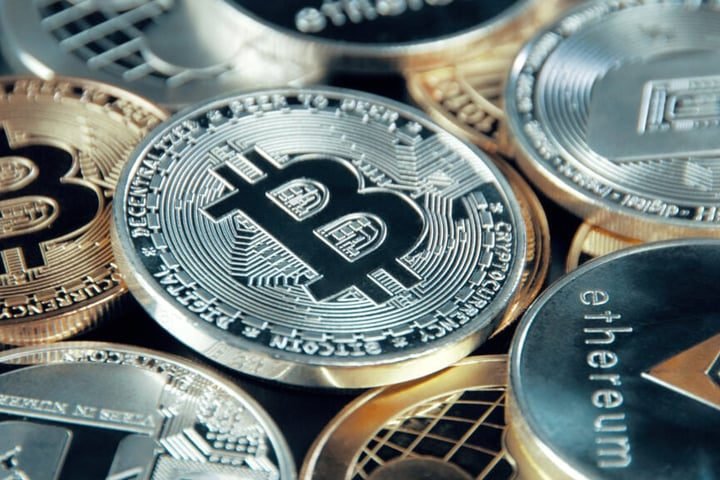 Peter Schiff Says Michael Saylor Strategy-Bitcoin Model Is ‘Fraud’ And MSTR Is ‘Broken’